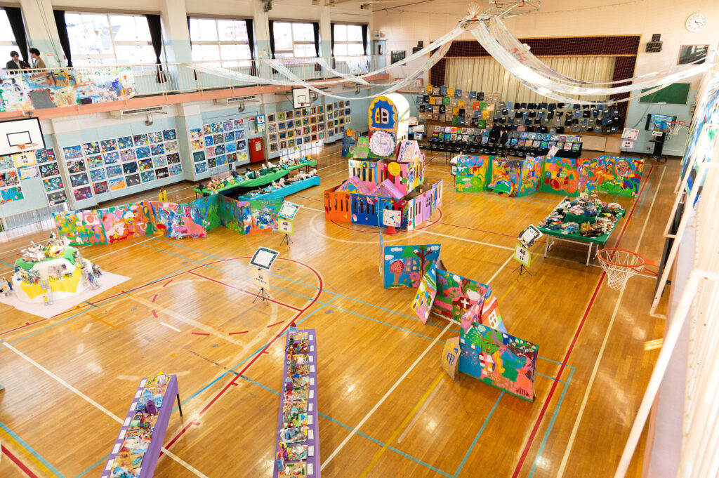 芸術鑑賞会のご依頼・教育関係者の皆様へ - アトリエヤマダ株式会社